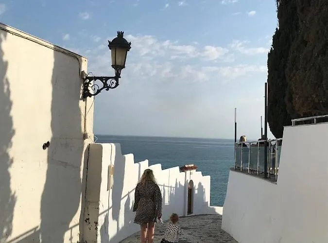 Sea & Pool View Garden Palmeras Nerja
