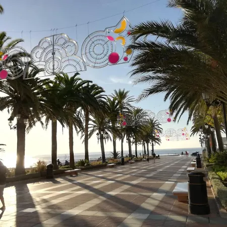 Apartment Sea & Pool View Garden Palmeras Nerja
