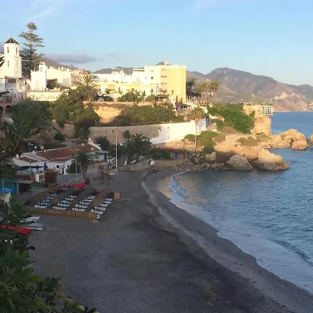 Apartment Sea & Pool View Garden Palmeras Nerja