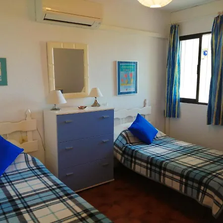 Sea & Pool View Garden Palmeras *